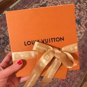 Louis Vuitton box